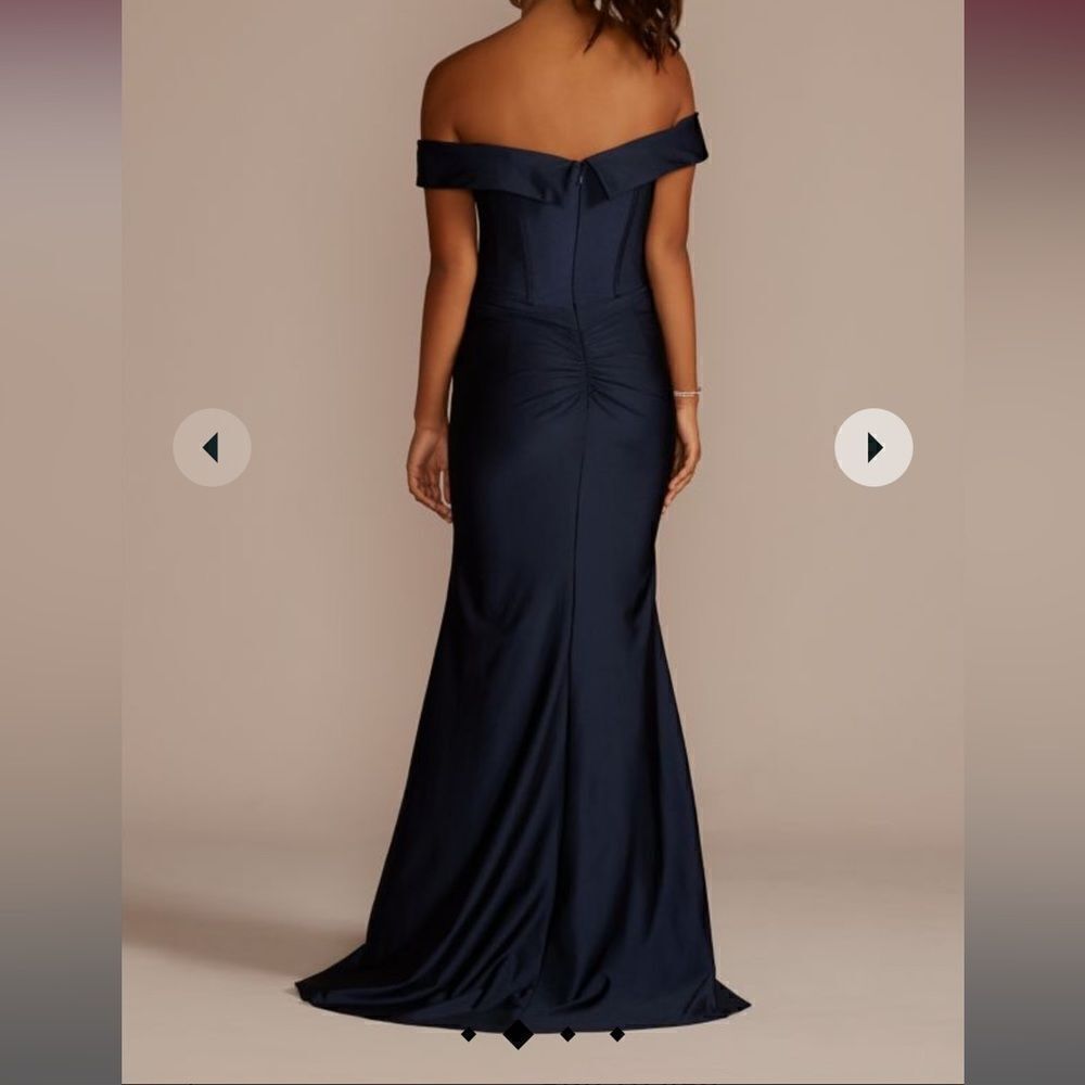 Jules & Cleo dress - Picture 4 of 5